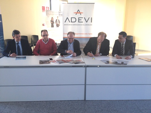 Firma del Acuerdo de ADEVI y TACTIO.